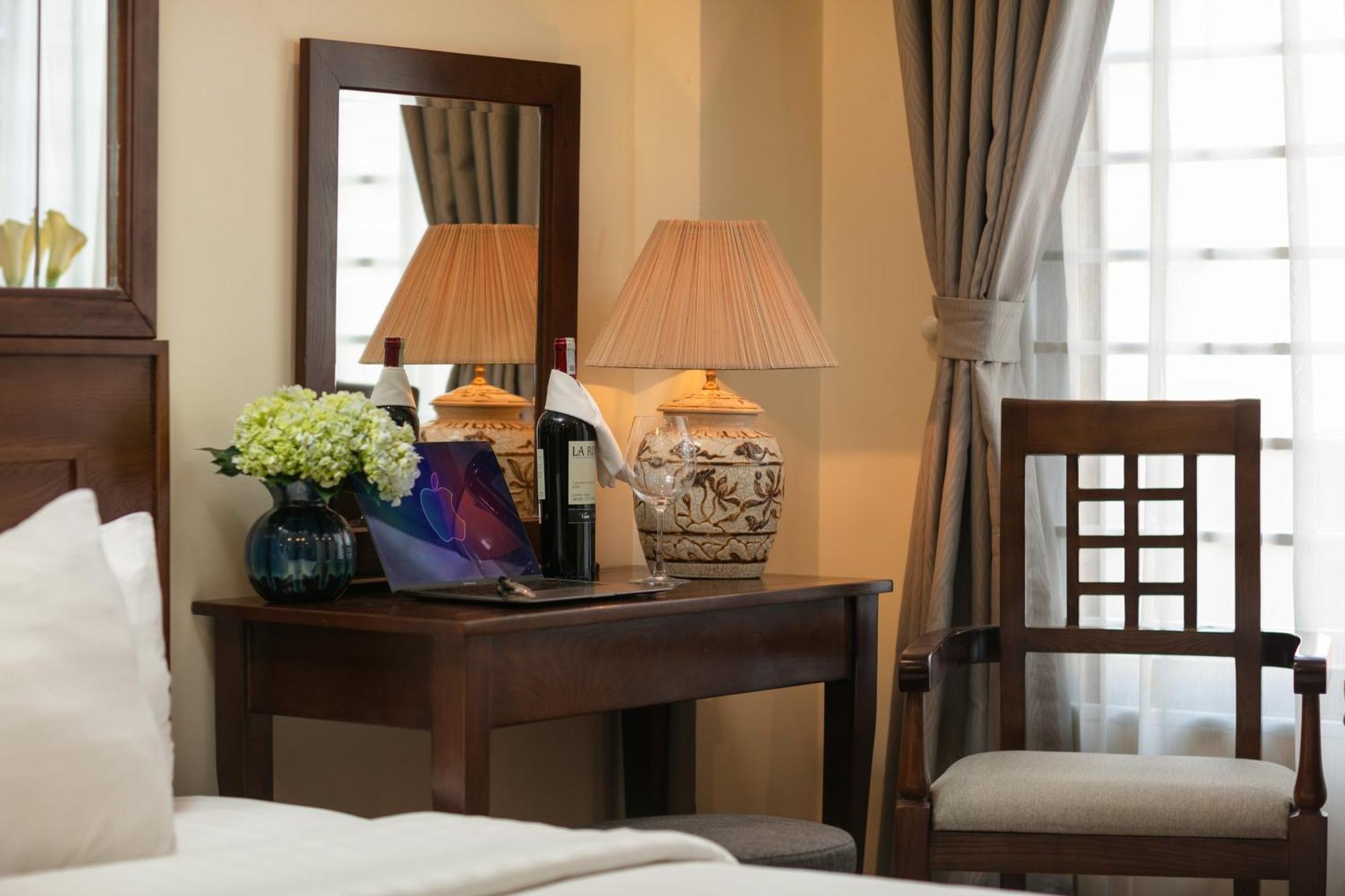 The West Hotel & Spa Hanoi Exterior foto